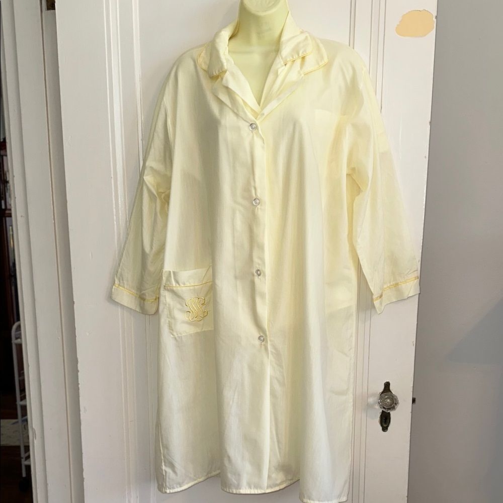 Vintage Bel-Aire Stylecraft Lingerie light yellow pajama‎ top & robe